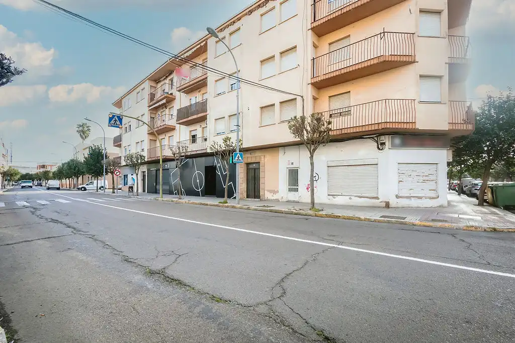 Vista exterior de Piso en venta en Montijo, Badajoz