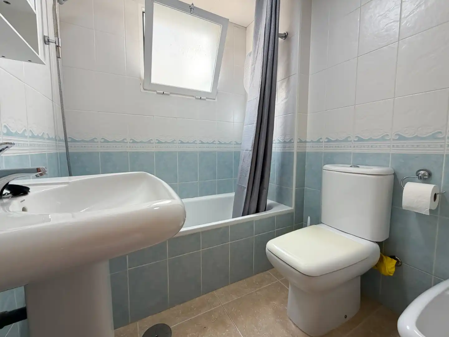 Bany de Apartament en venda en El Campello amb Aire condicionat, Traster i Piscina