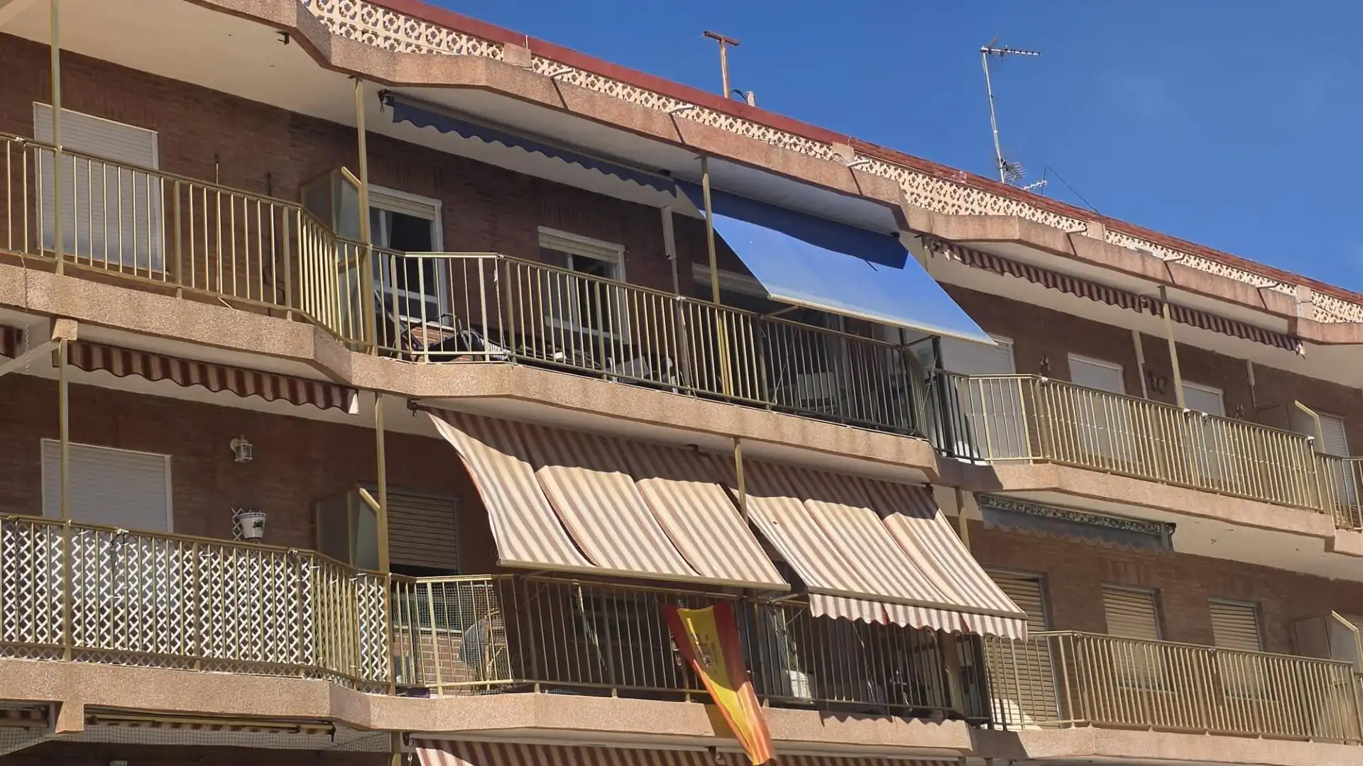 Piso de alquiler en Calle MONOVAR, Gran Playa