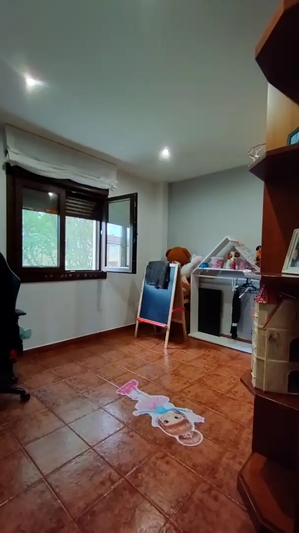 Casa adosada en venta en Medina del Campo con Aire acondicionado y Calefacción
