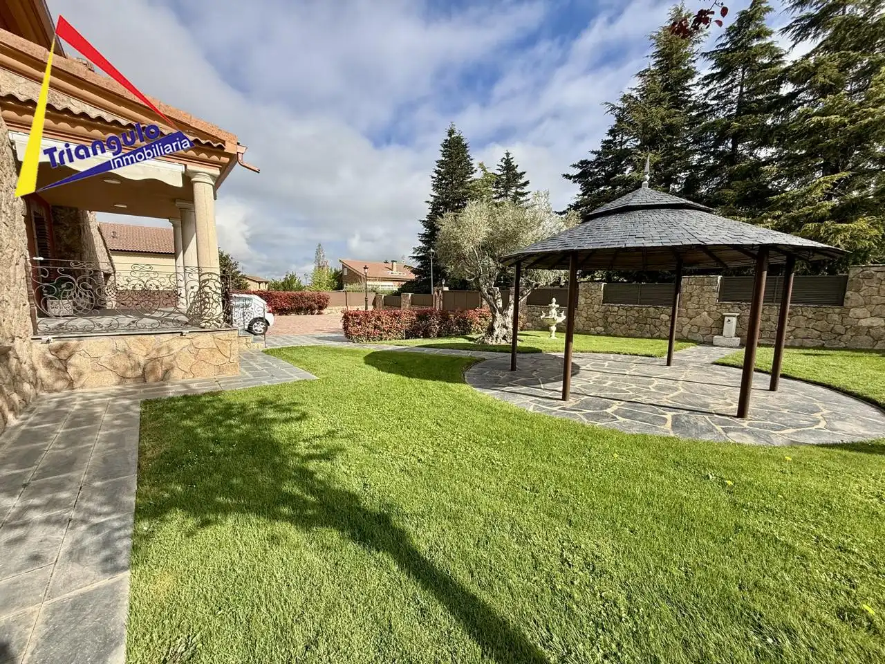 Terraza de Casa o chalet en venta en Otero de Herreros con Calefacción y Jardín privado