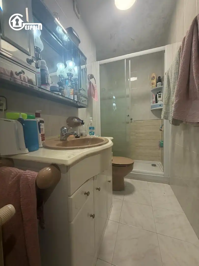 Baño de Piso en venta en Madrid con Aire acondicionado y Calefacción