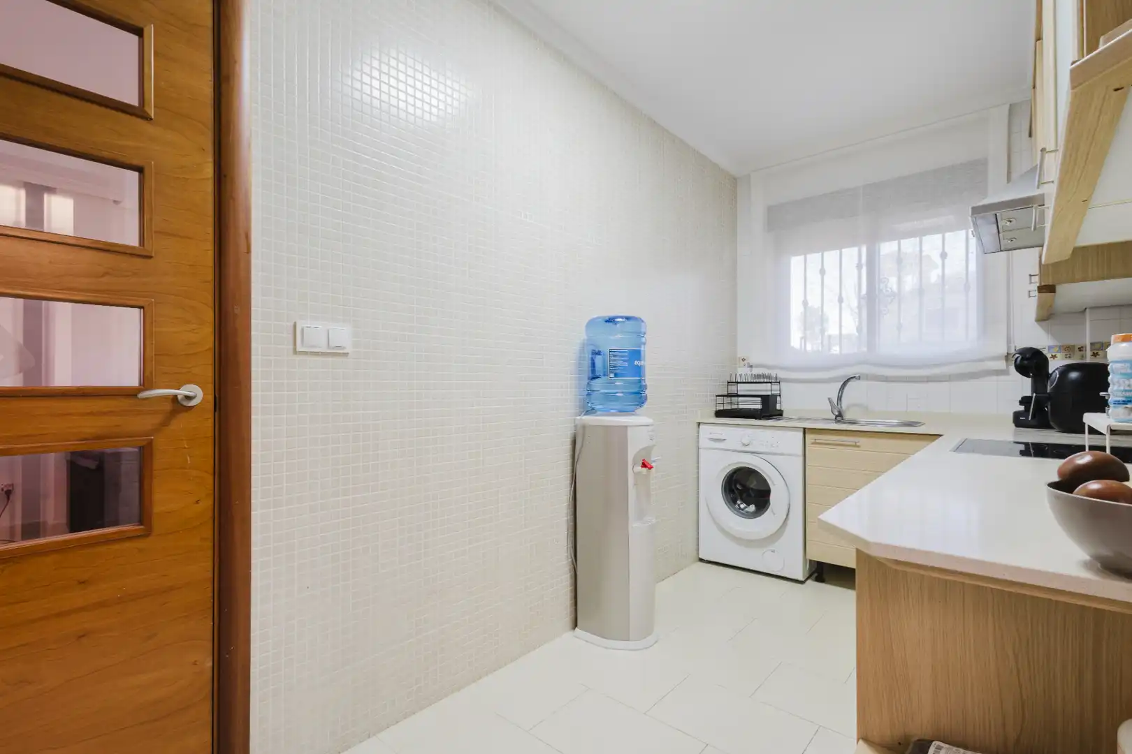 Cuina de Casa o xalet en venda en Torrevieja amb Aire condicionat, Jardí privat i Terrassa
