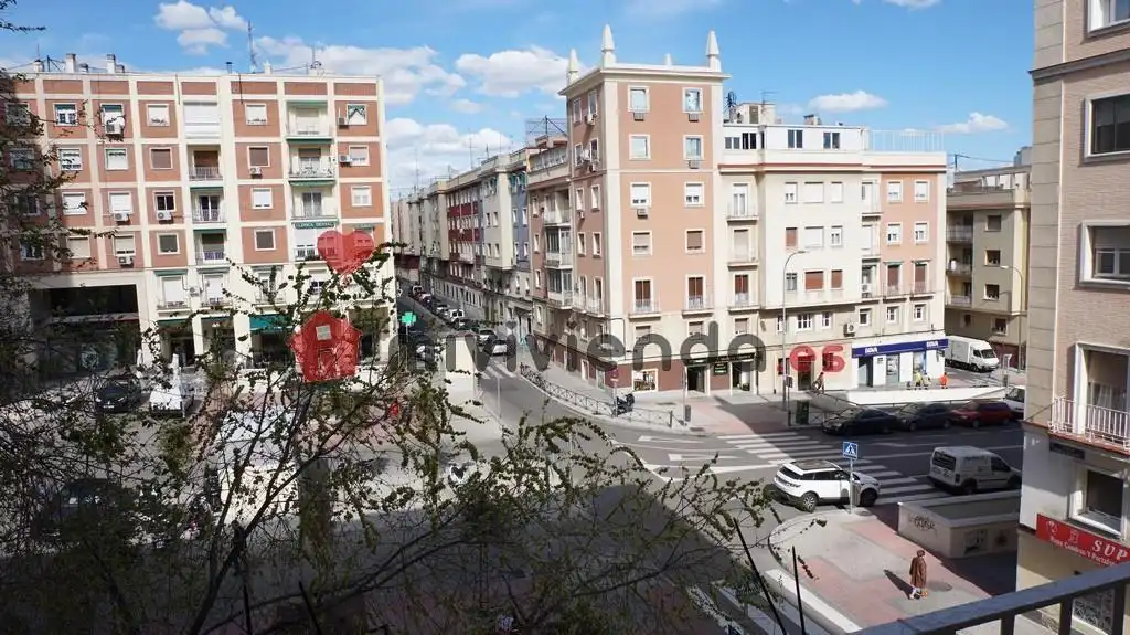 Wohnung zur Miete in Plaza de la Virgen del Romero, Concepción