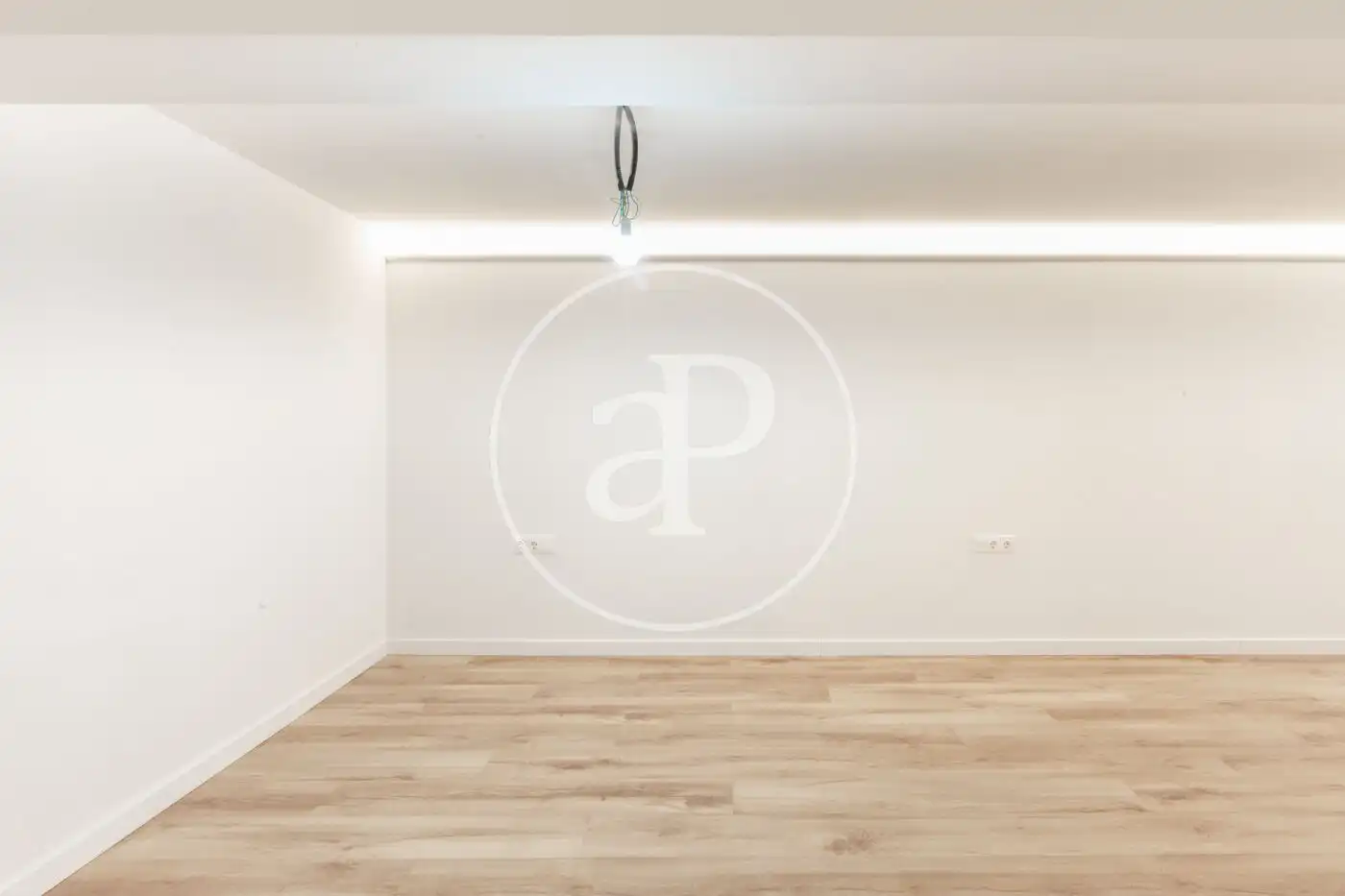 Piso en venta en Valencia con Aire acondicionado, Calefacción y Trastero
