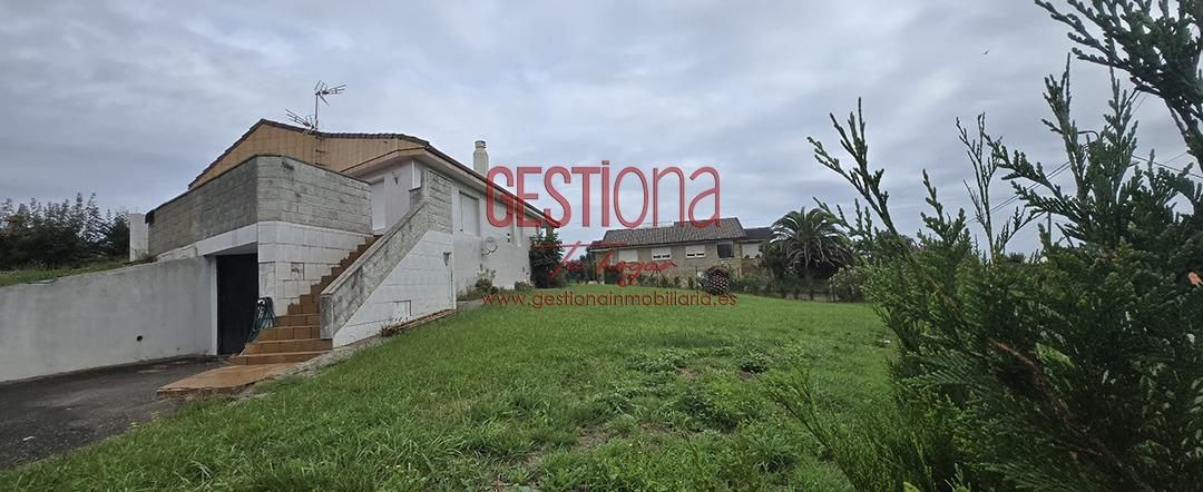 Casa o xalet en venda en Bareyo amb Jardí privat, Terrassa i Traster