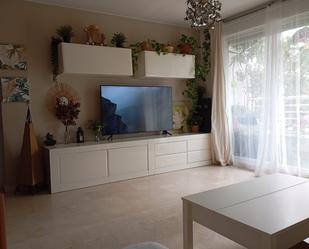 Living room of Flat for sale in Málaga Capital  with Air Conditioner, Heating and Storage room