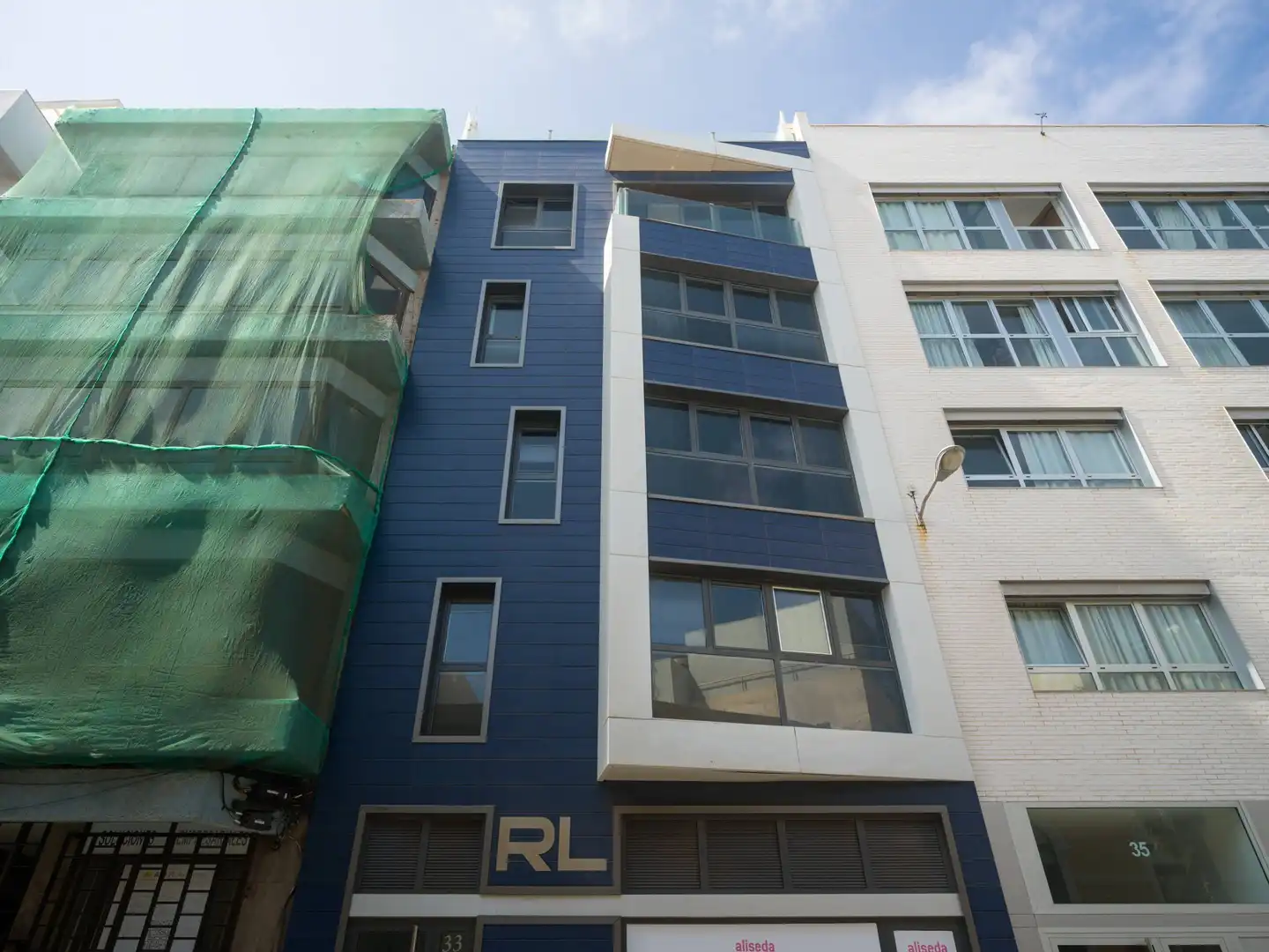 Vista exterior de Pis en venda en Las Palmas de Gran Canaria amb Aire condicionat