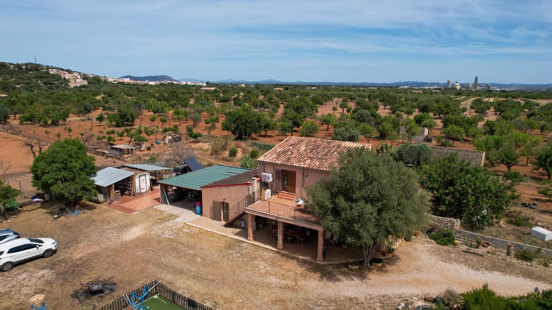 Country house zum verkauf in Lloseta mit Klimaanlage, Heizung und Privatgarten