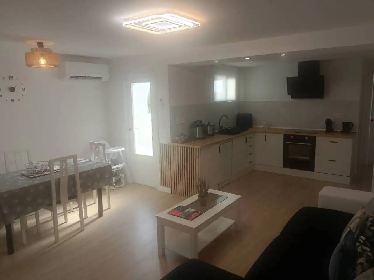 Kitchen of Flat for sale in Gandia  with Air Conditioner, Furnished and Balcony