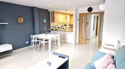 Espectacular y moderno apartamento cerca del centro y la playa.