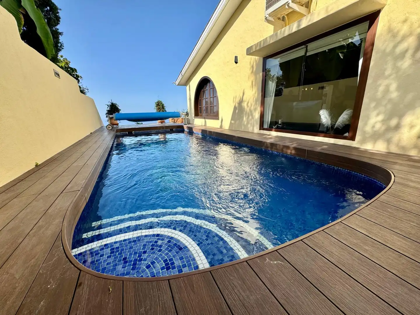 Piscina de Casa o xalet en venda en El Sauzal amb Aire condicionat, Jardí privat i Terrassa