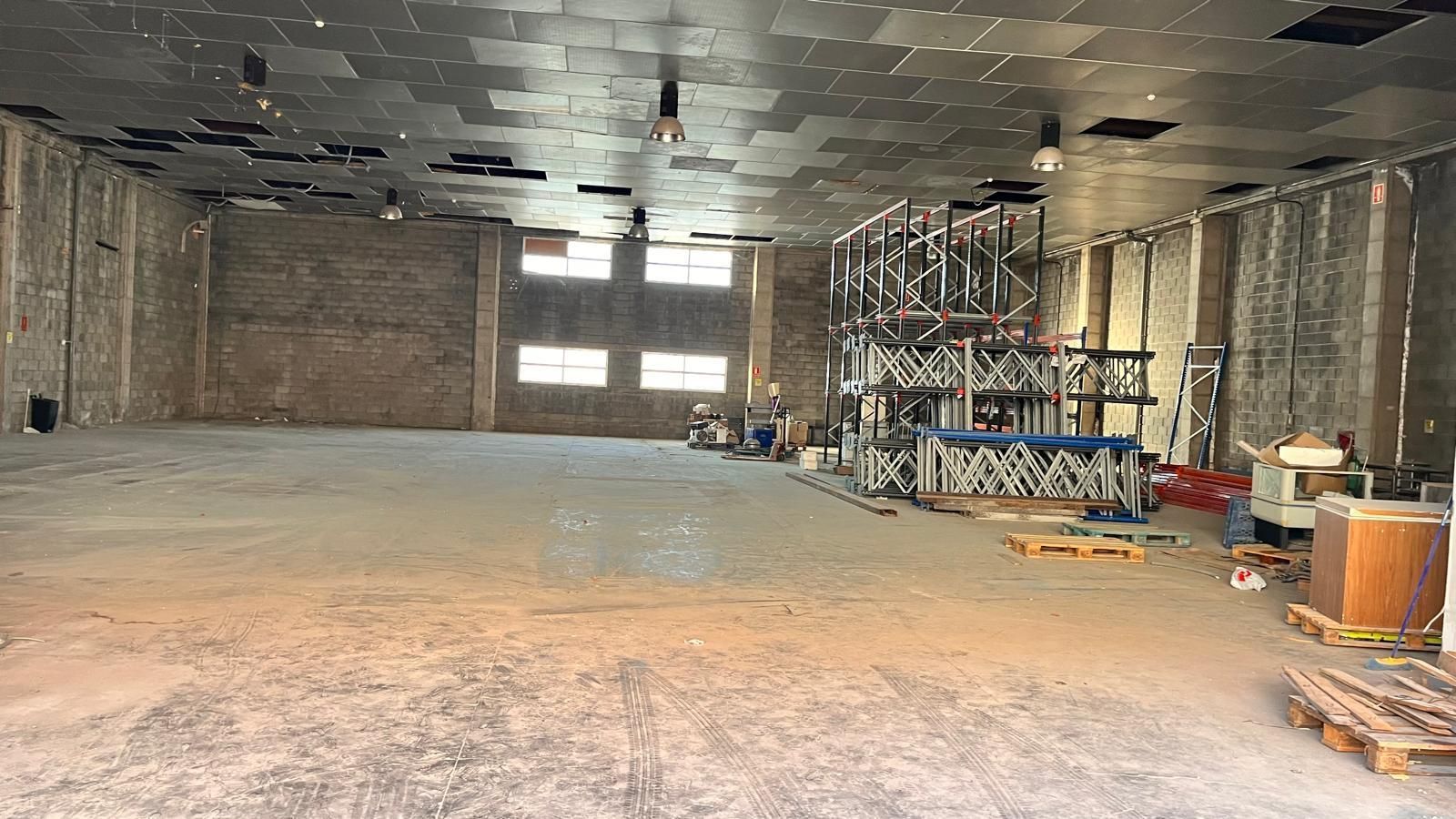 Nau industrial en venda a El Chorrillo - San Isidro  - Llano Blanco