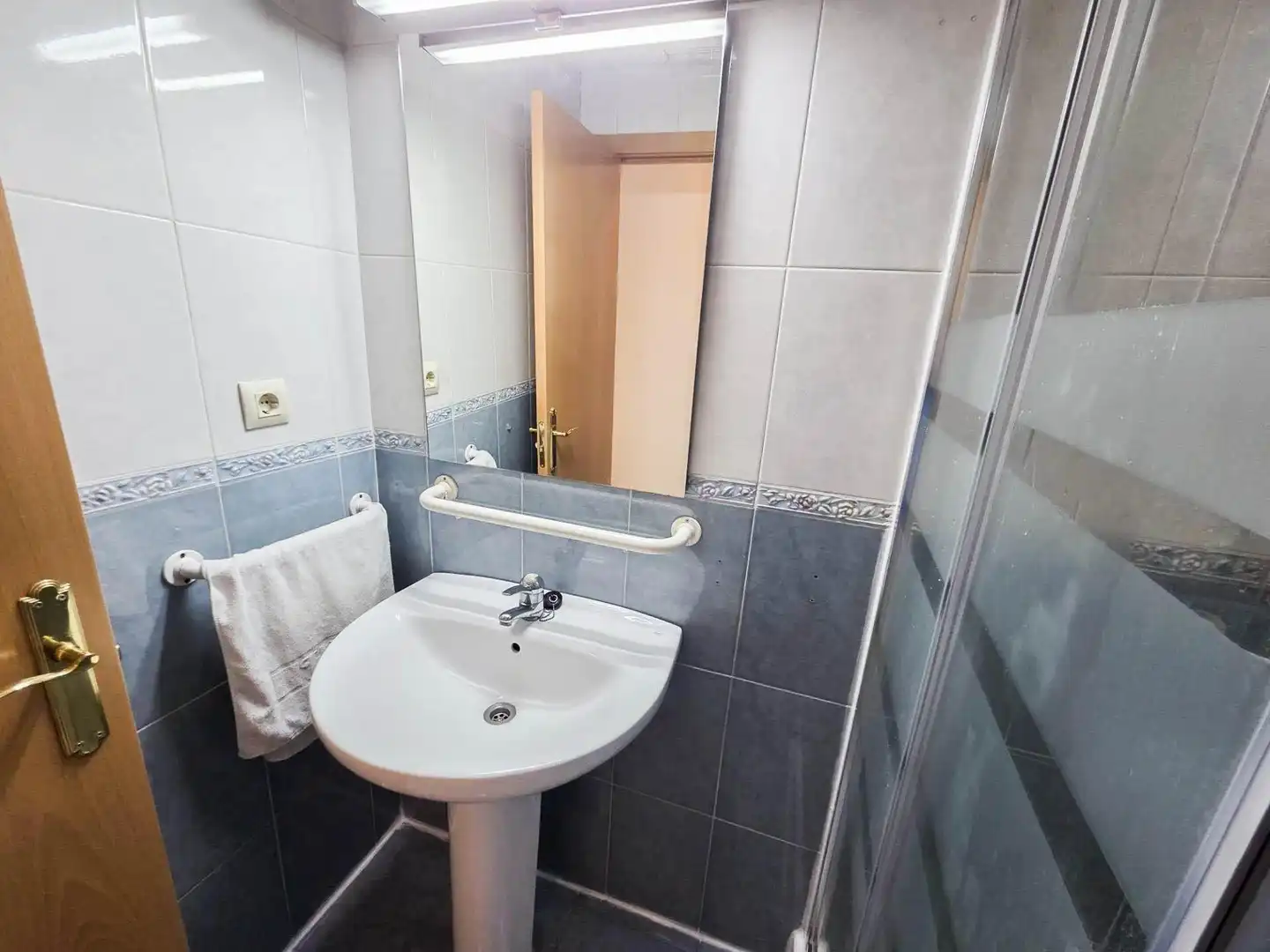 Baño de Piso en venta en Martorell con Aire acondicionado, Calefacción y Trastero