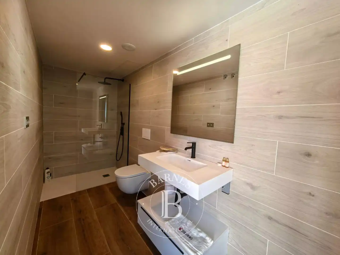 Bathroom of Houses for sale in Montgat  with Air Conditioner, Heating and Private garden