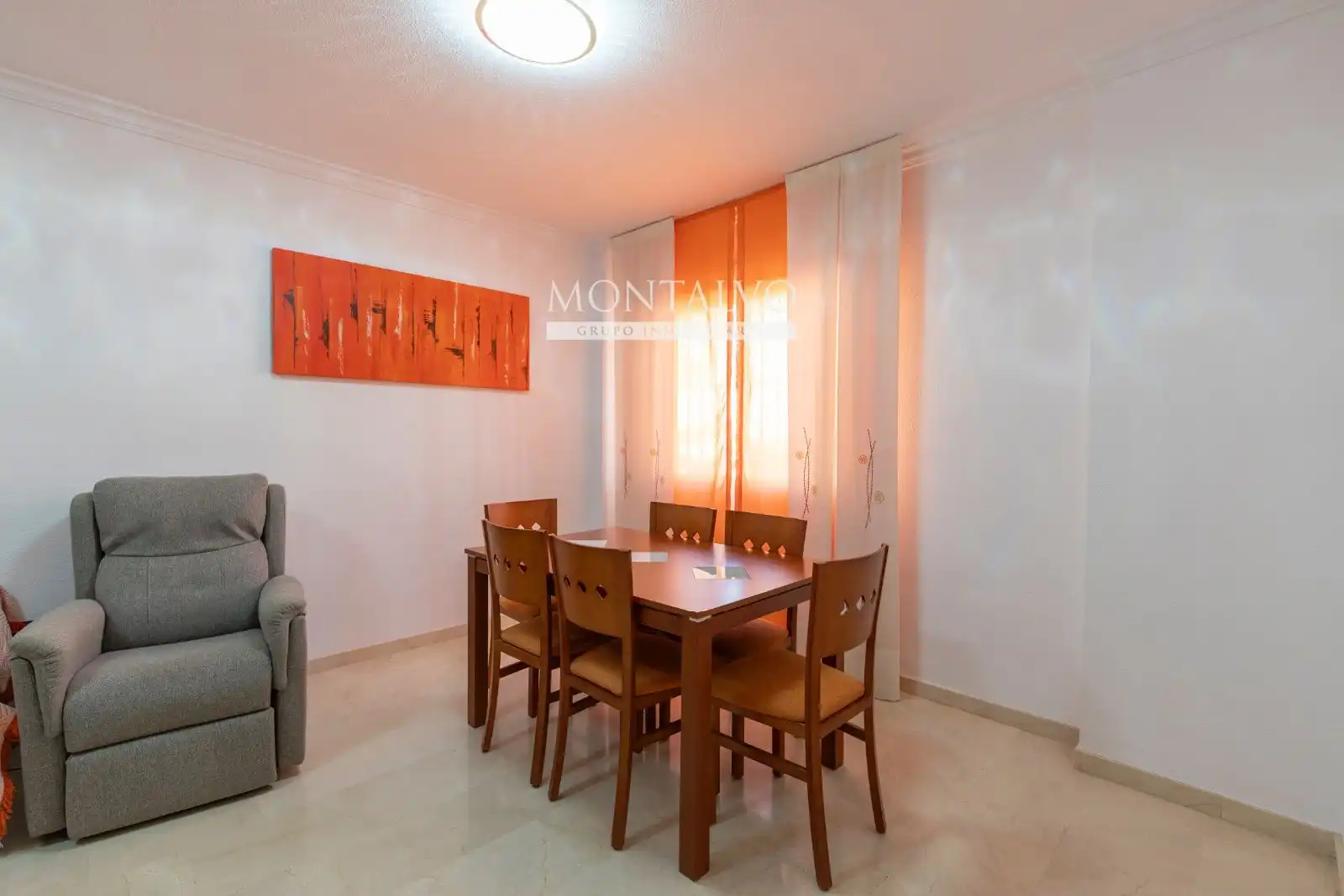 Comedor de Casa adosada en venta en Atarfe