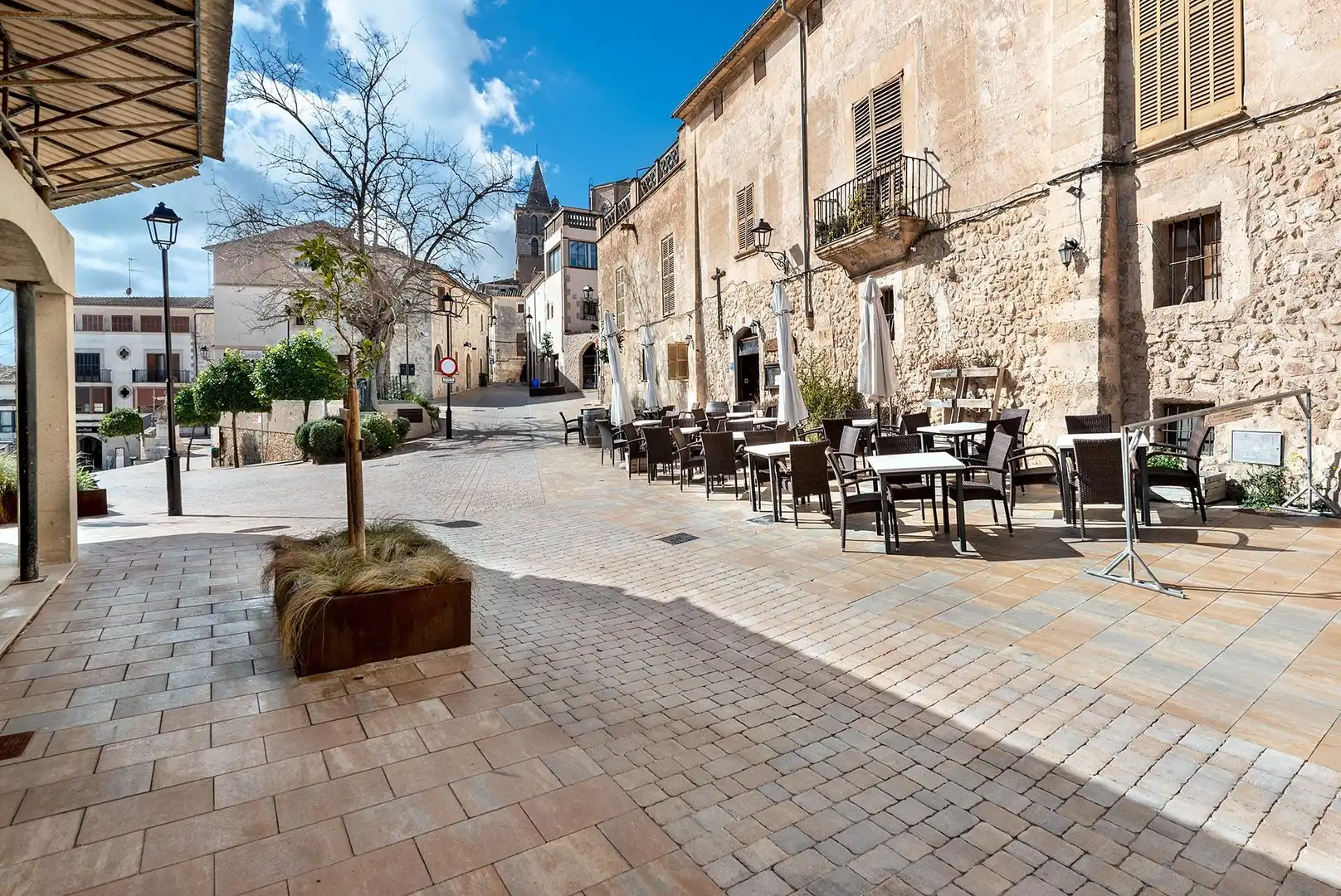 Außenansicht von Gebäude zum Verkauf in Sineu