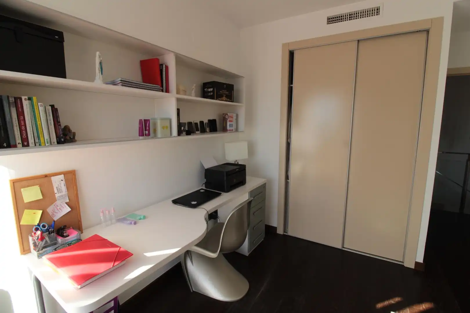Casa o xalet en venda en Alzira amb Aire condicionat, Jardí privat i Parquet