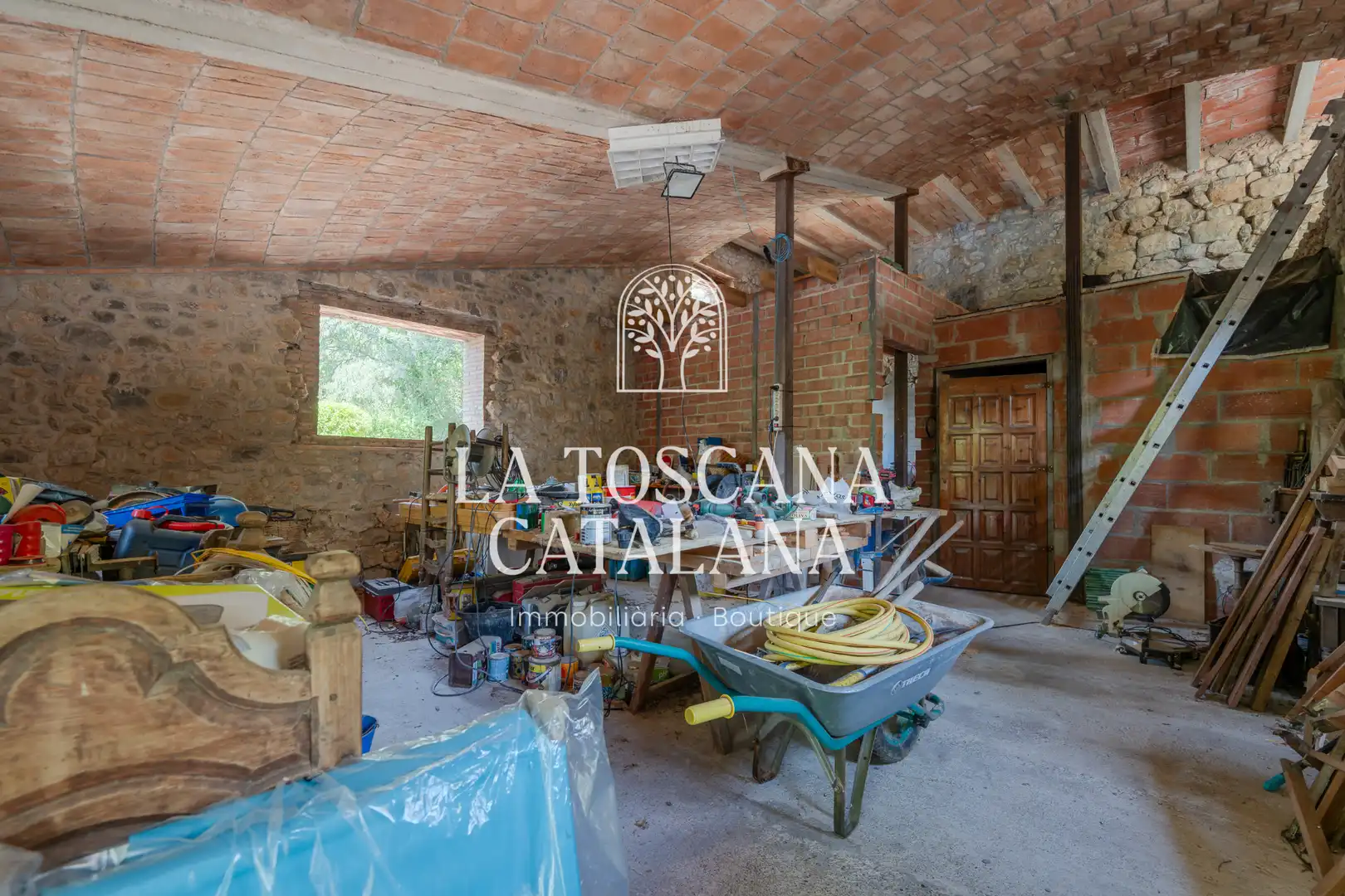 Jardín de Finca rústica en venta en Sales de Llierca con Aire acondicionado, Calefacción y Jardín privado