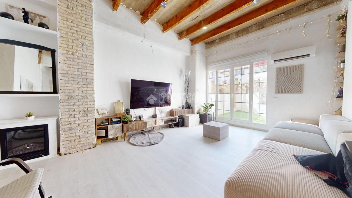 Flat for sale in Russafa, L'Eixample,  Valencia Capital