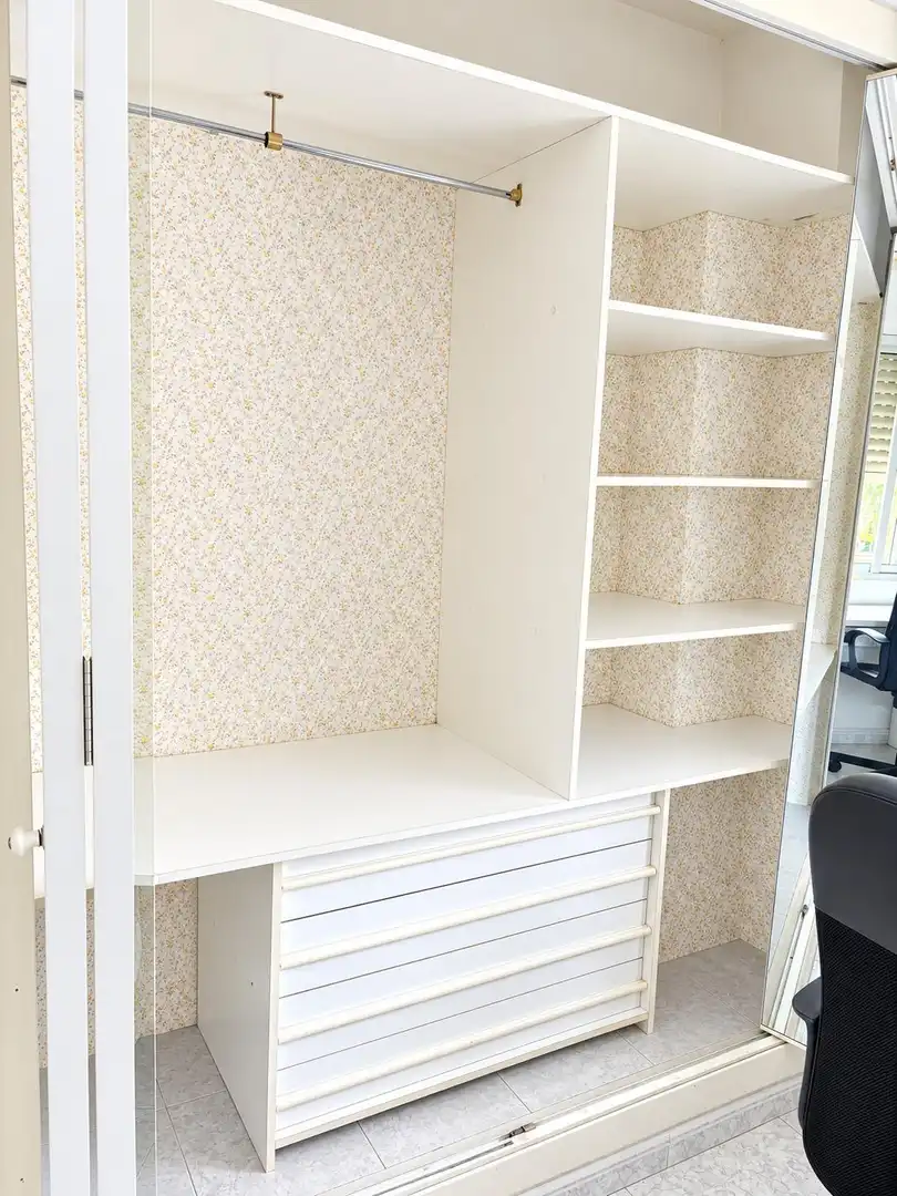 Habitación de Piso de alquiler en Málaga con Amueblado y Balcón