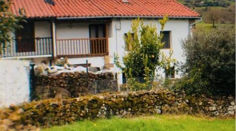 Foto 3 de Casa adosada en venda a Corvera de Toranzo, Cantabria