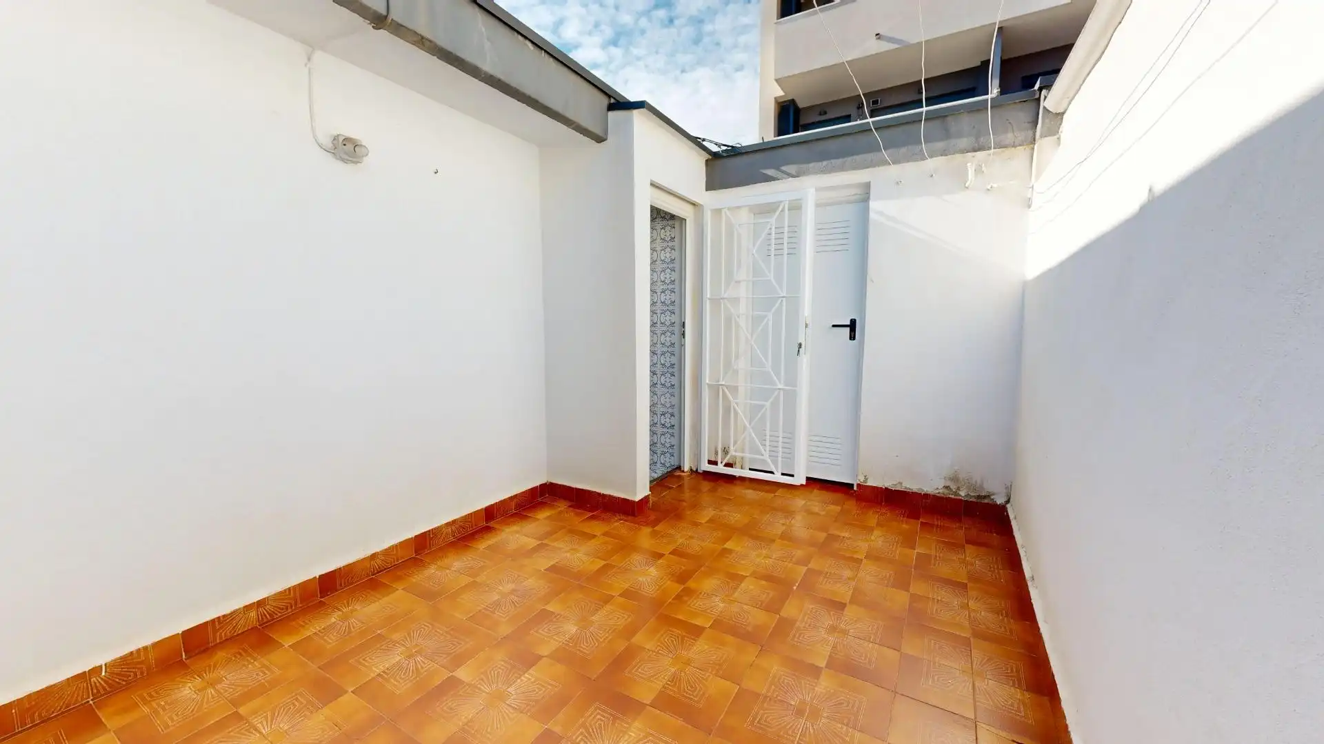 Balcony of Houses for rent in Torrevieja  with Air Conditioner, Private garden and Terrace