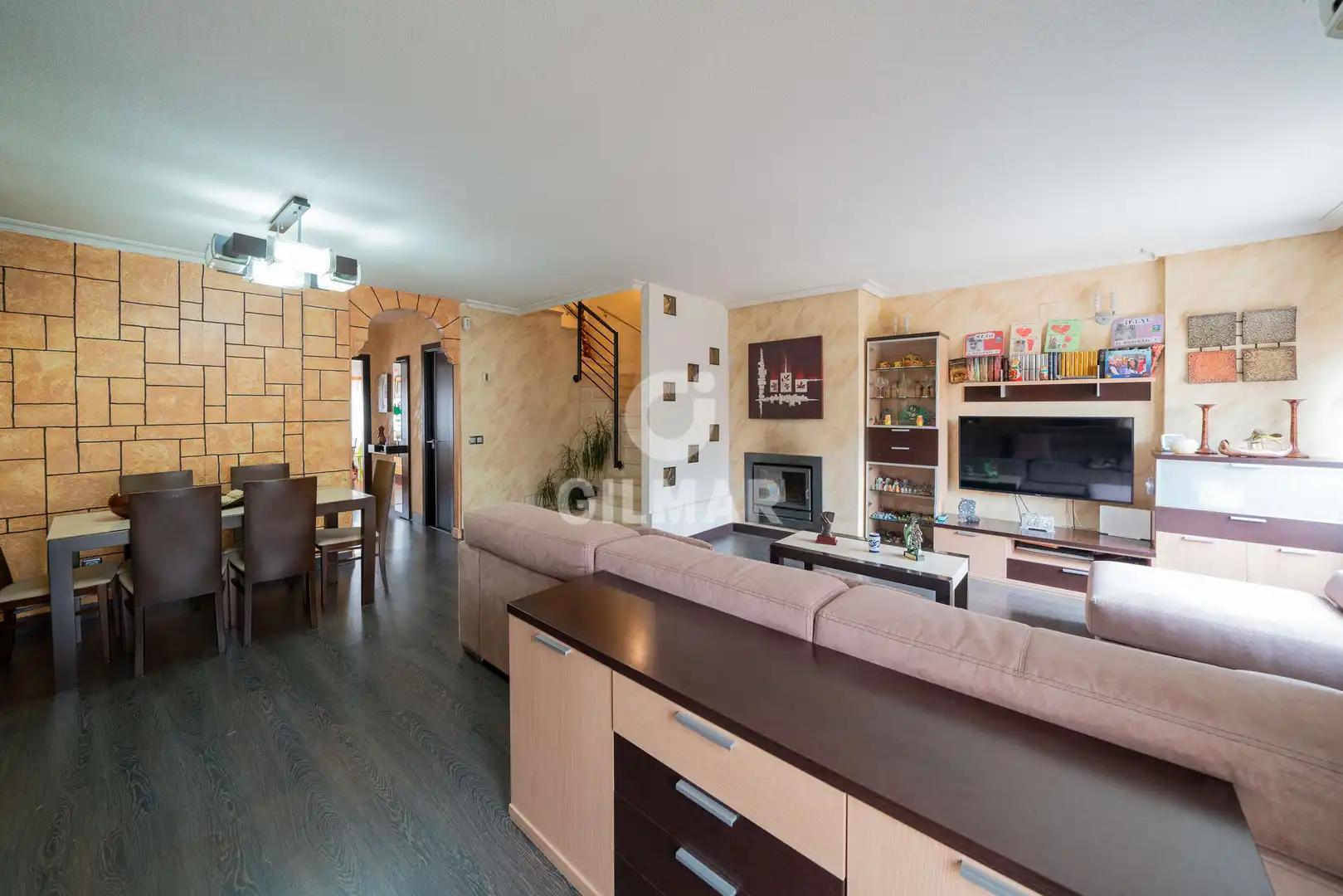 Sala de estar de Casa o chalet en venta en Algete con Calefacción, Jardín privado y Parquet