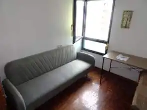 Sala de estar de Piso de alquiler en Gijón  con Calefacción, Parquet y Amueblado