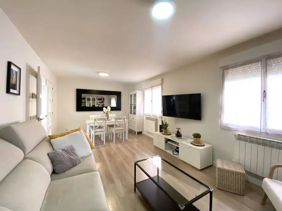 Sala d'estar de Pis en venda en Vitoria - Gasteiz amb Calefacció