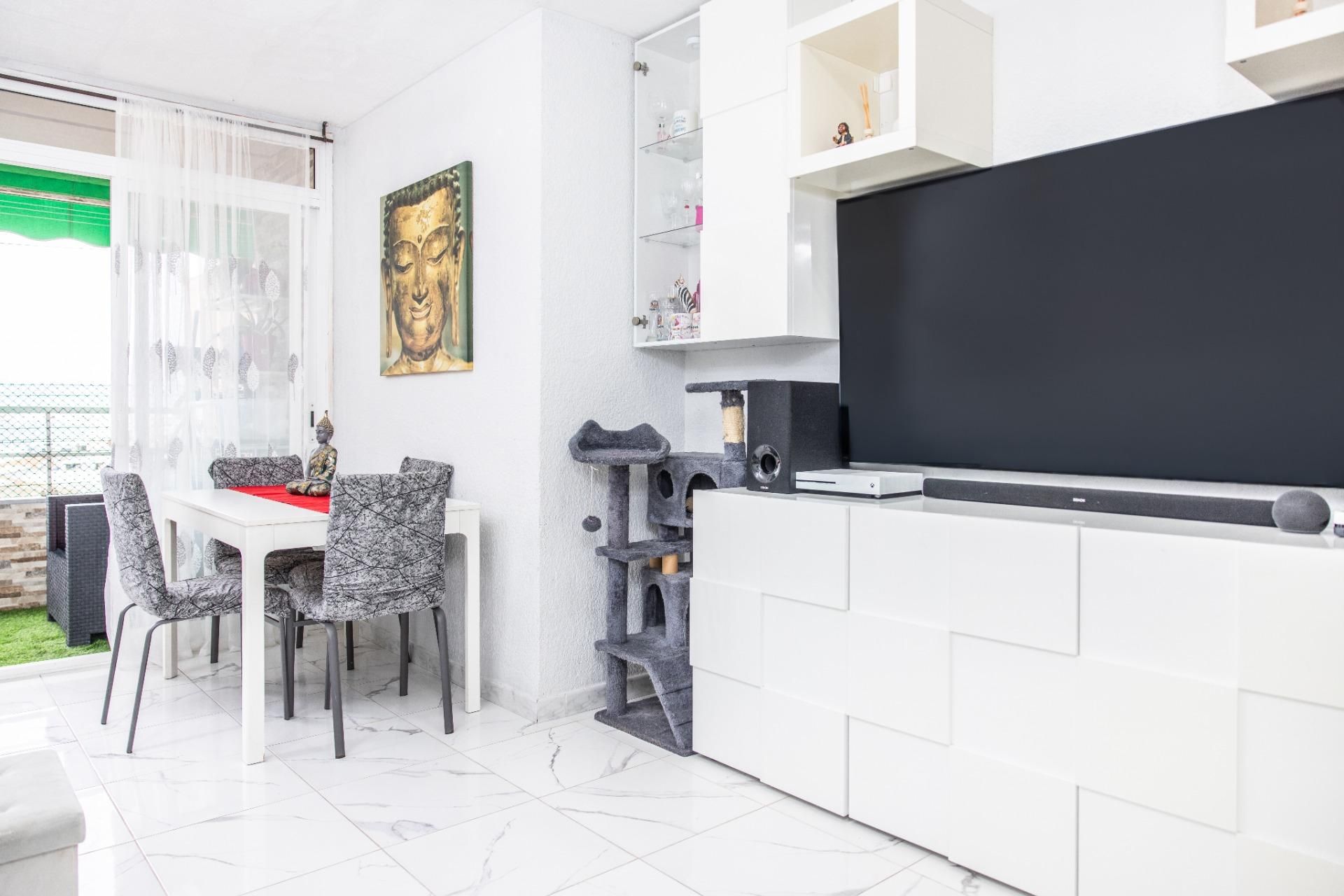 Living room of Flat for sale in Viladecans  with Air Conditioner and Balcony