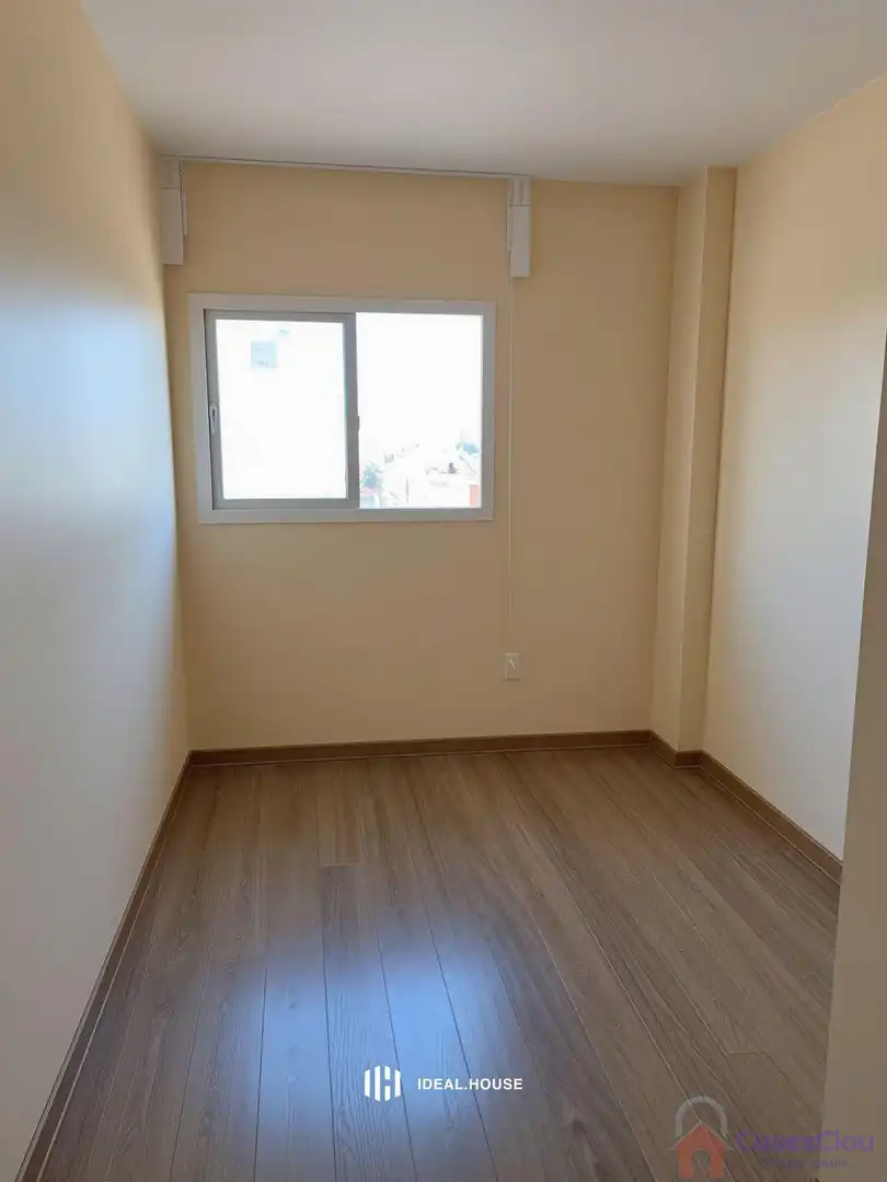 Habitación de Apartamento en venta en Benicasim / Benicàssim con Aire acondicionado, Calefacción y Terraza