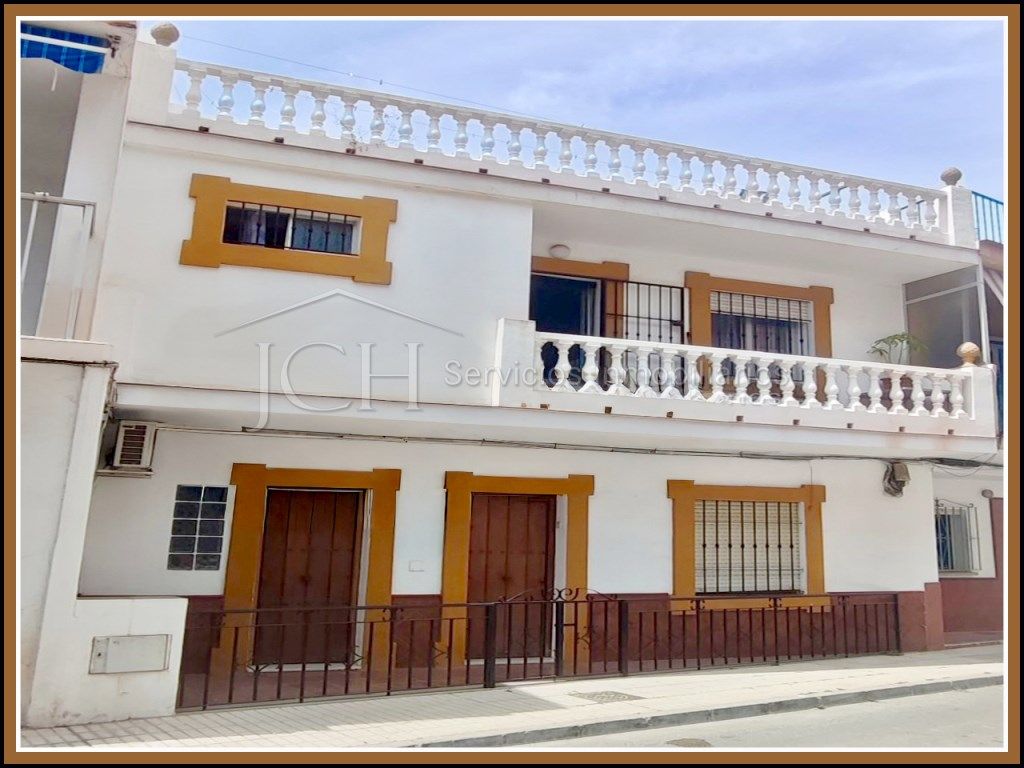 Vista exterior de Casa o xalet en venda en Mijas amb Aire condicionat, Moblat i Forn