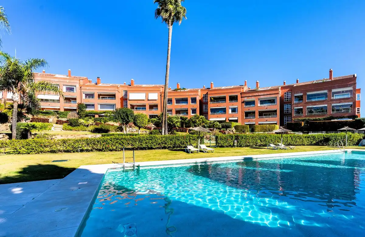 Vista exterior de Apartamento en venta en Marbella con Aire acondicionado, Amueblado y Internet