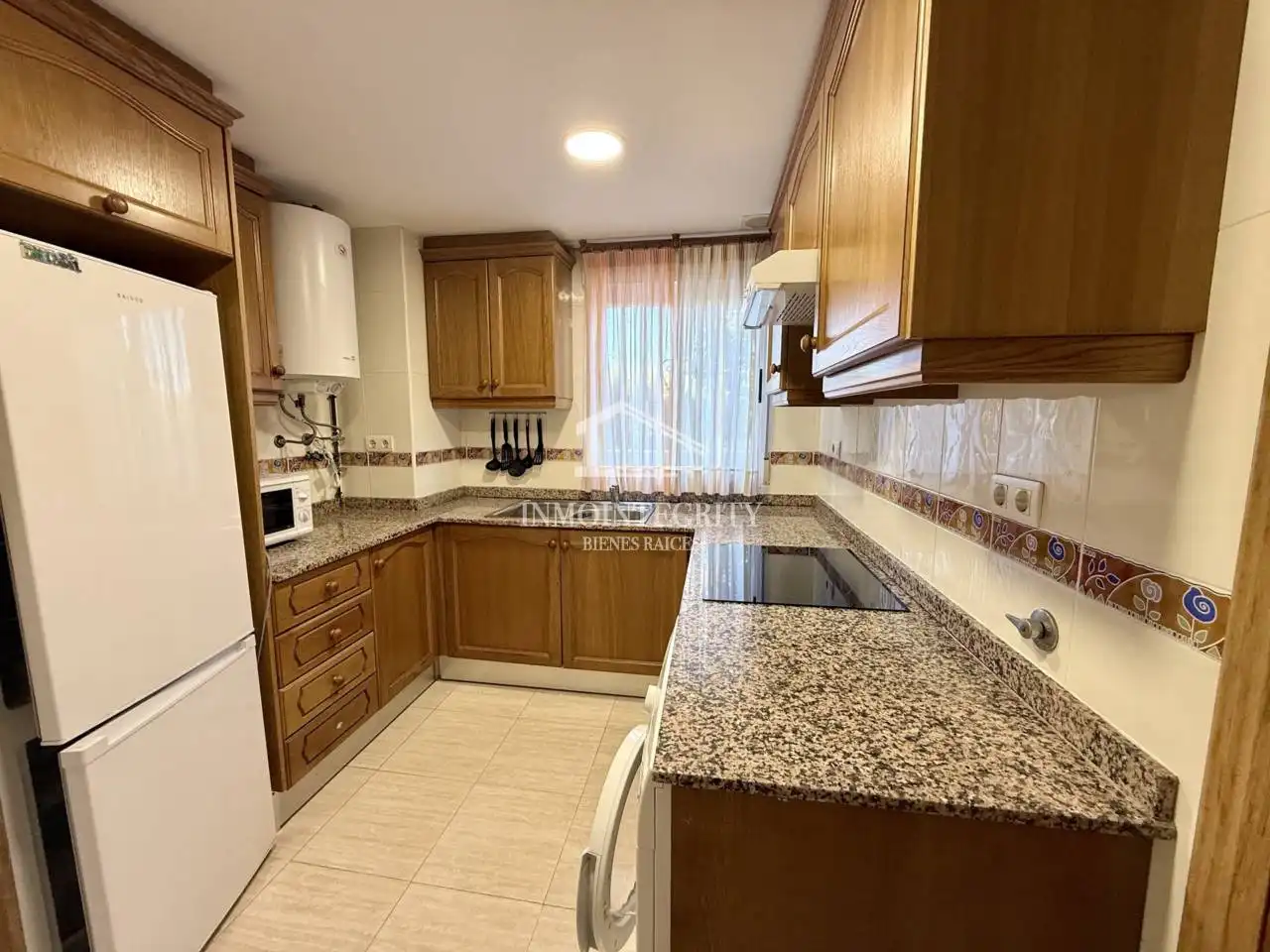Apartamento con piscina en venta en Avenida Central, imagen 14