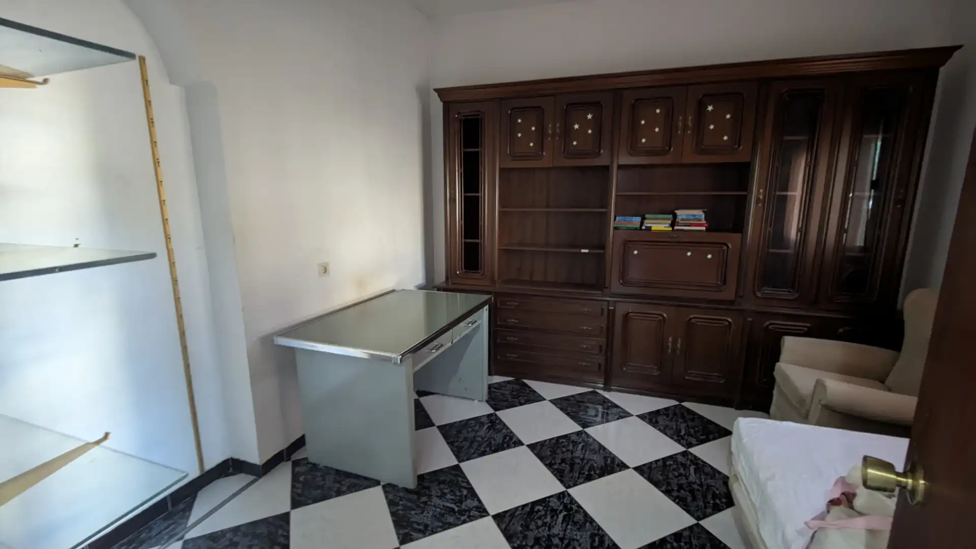 Habitación de Casa adosada en venta en Las Gabias con Calefacción y Terraza
