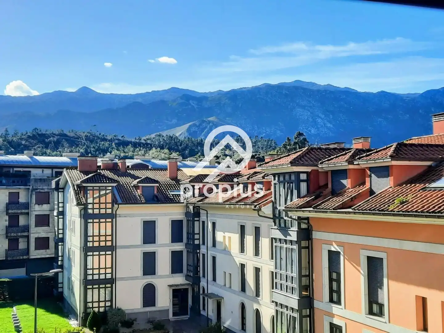 Exterior view of Flat for sale in Llanes  with Heating and Furnished