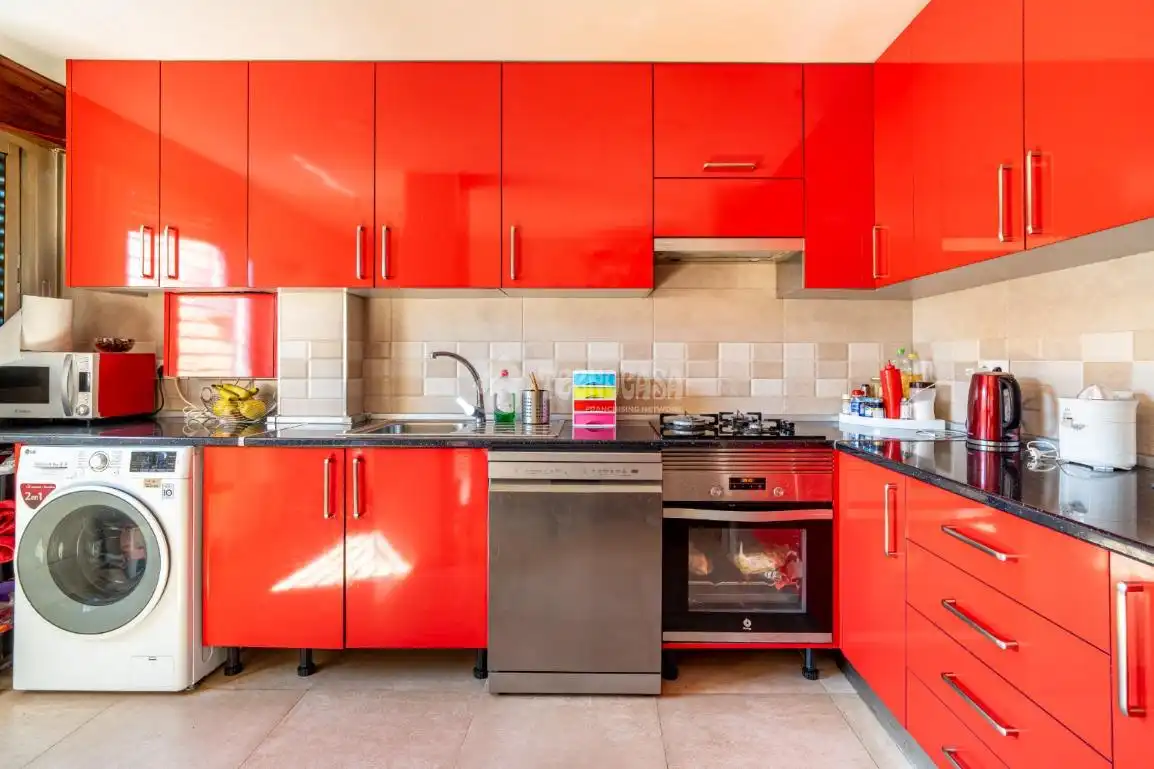 Kitchen of Flat for sale in Granada  with Air Conditioner, Heating and Terrace