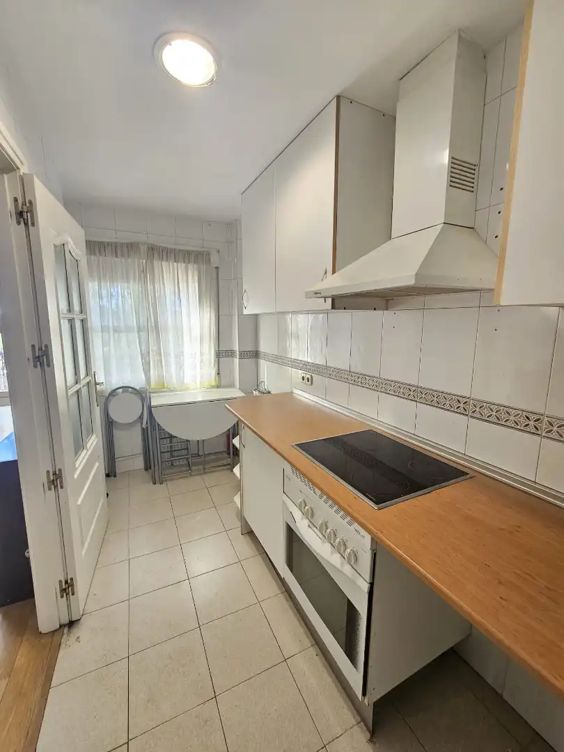 Kitchen of Flat for sale in Alcobendas  with Air Conditioner, Heating and Furnished