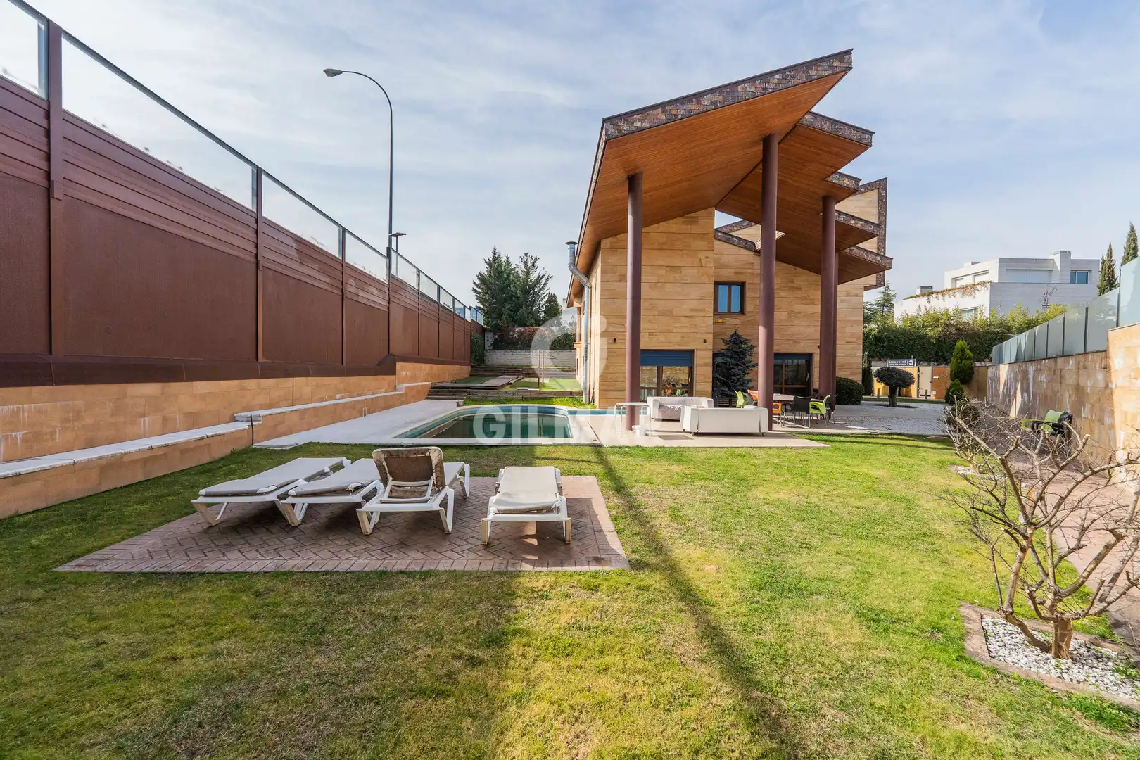 Terraza de Casa o chalet en venta en Madrid con Calefacción, Jardín privado y Piscina