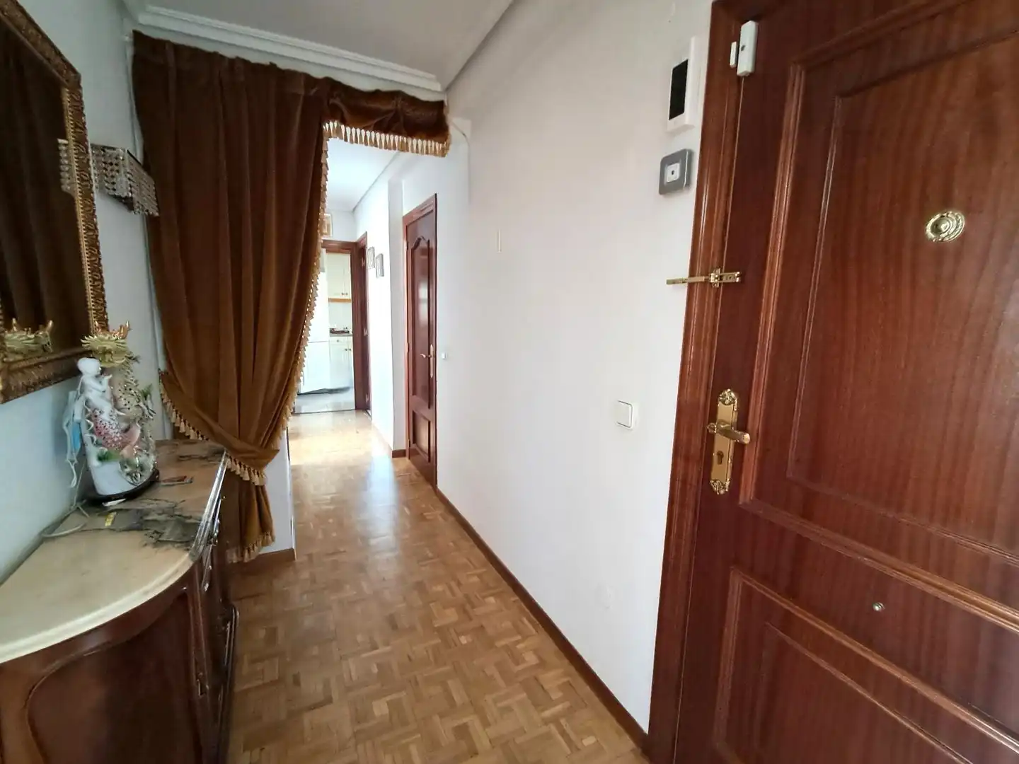 Piso en venta en Valladolid con Calefacción, Parquet y Terraza