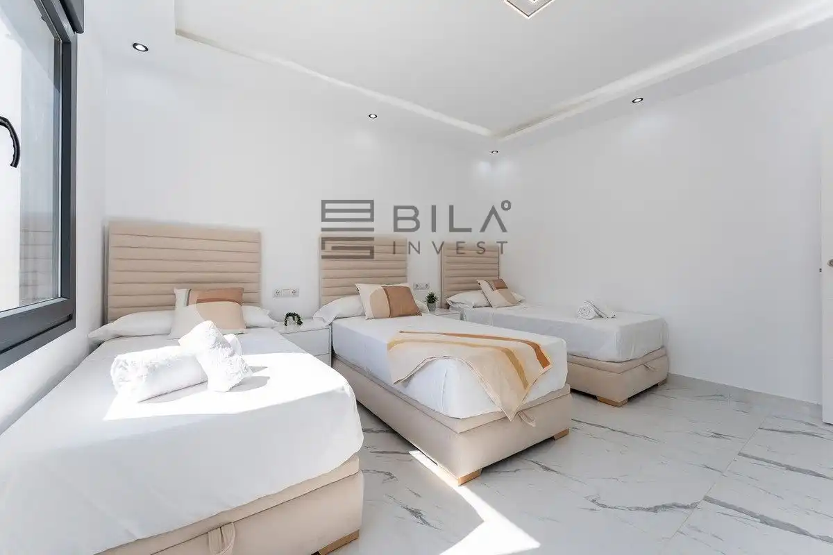 Chalet con piscina en venta en Riviera del Sol, imagen 28