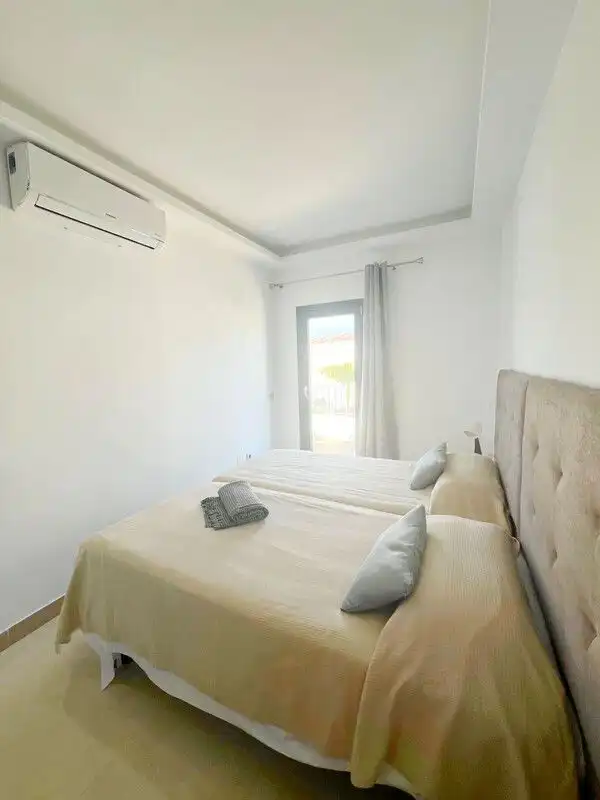 Habitación de Casa adosada en venta en San Miguel de Abona con Aire acondicionado, Jardín privado y Terraza