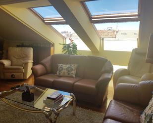 Living room of Attic for sale in Soria Capital 