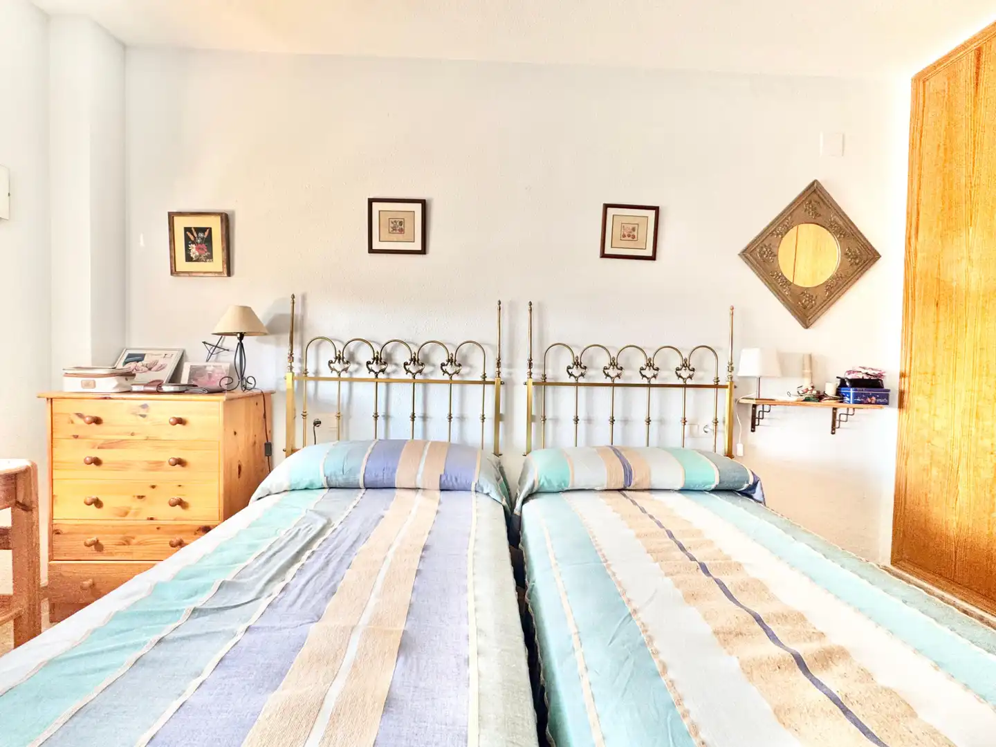 Dormitori de Apartament de lloguer en Canet d'En Berenguer amb Aire condicionat, Terrassa i Moblat