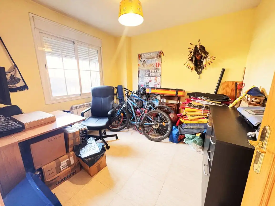 Casa adosada en venta en Loeches