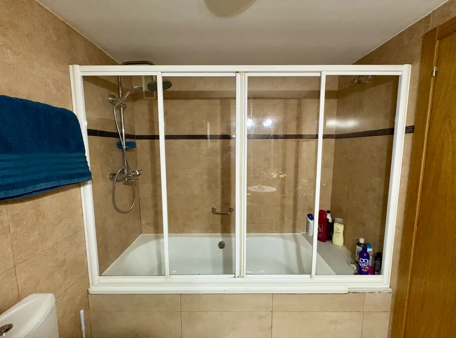 Baño de Piso en venta en Castellón de la Plana / Castelló de la Plana con Aire acondicionado, Calefacción y Horno