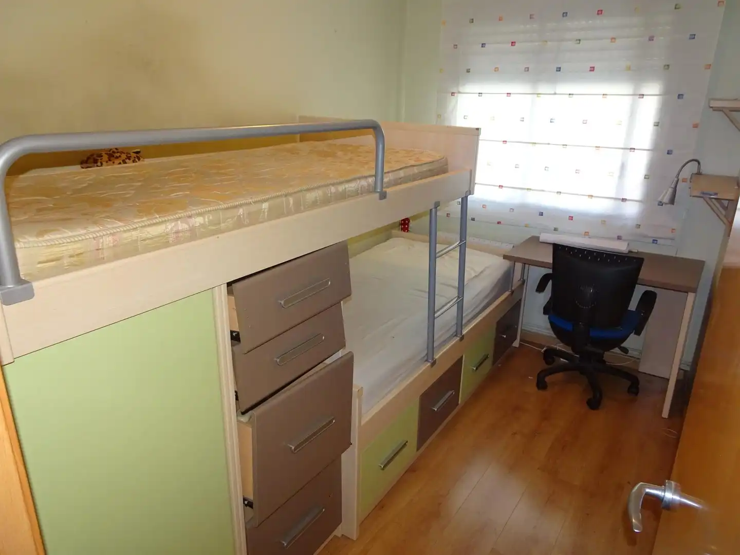 Habitación de Piso en venta en Badalona con Aire acondicionado, Calefacción y Balcón