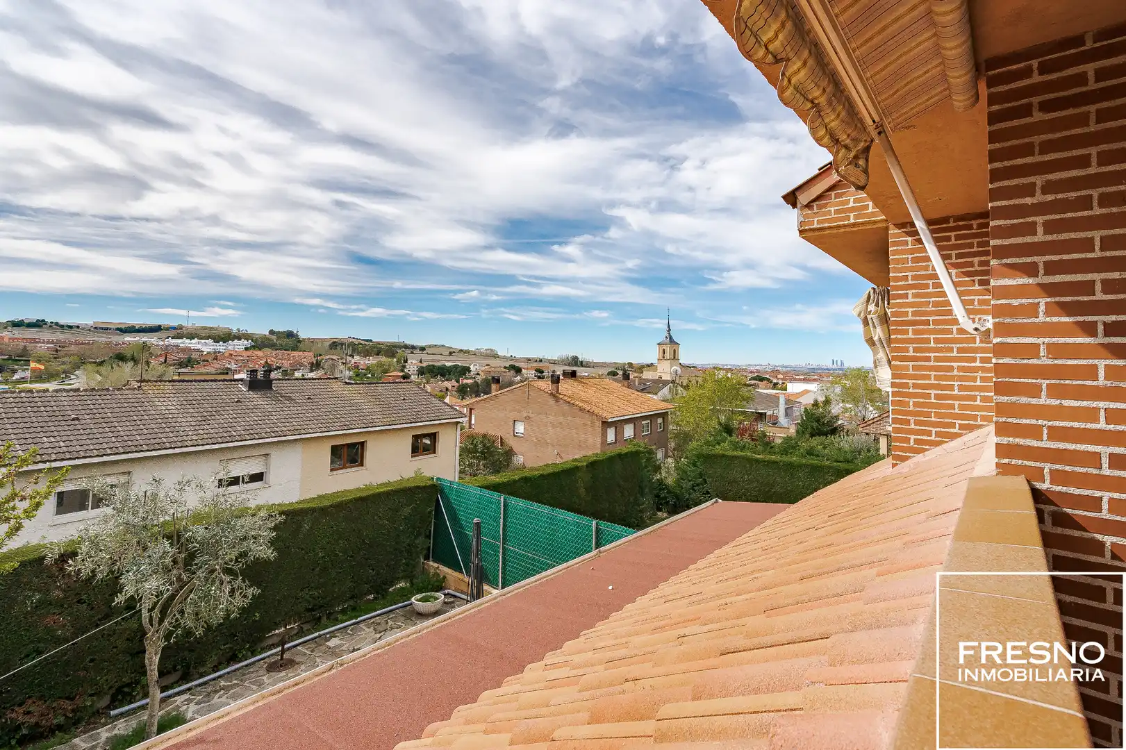 Terrace of Detached homes for sale in Cobeña  with Air Conditioner, Heating and Private garden