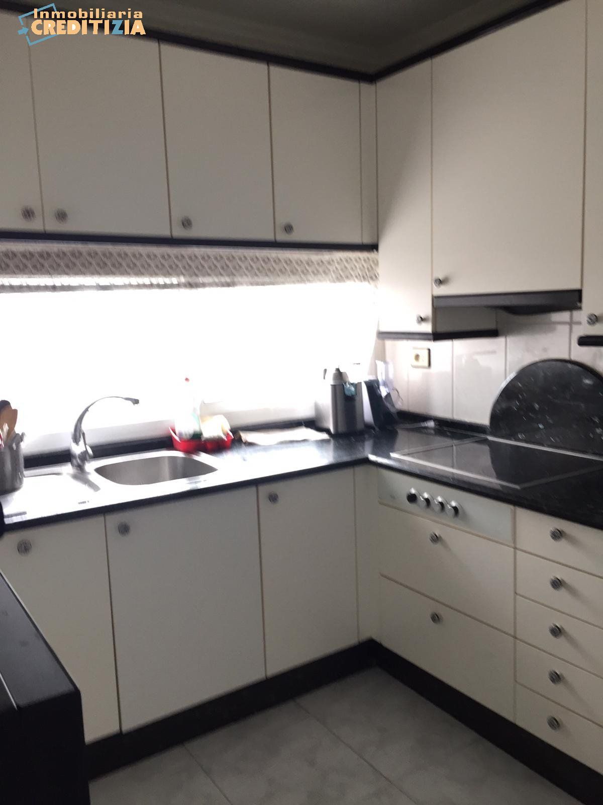 Kitchen of Flat for sale in Vigo   with Heating, Private garden and Parquet flooring
